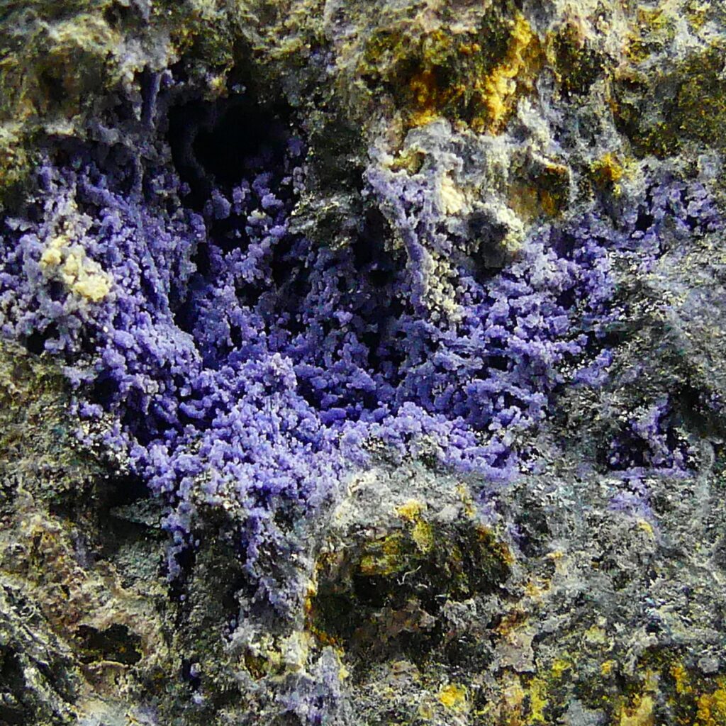 Trencapedres Minerals Auction